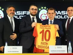 Pasifik Holding Galatasaray Futbol A Takımı’na forma sırt sponsoru oldu