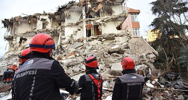 Başkan Kösedağı: “Depremin Farkındayız, Çalışıyoruz”
