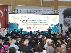 200 Bin Kişi Keçiören’de İftar Yaptı