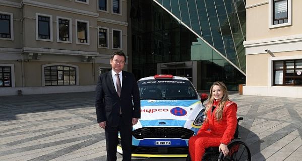 Başarılı ralli pilotu Osmangazi Belediyesi adına piste çıkıyor