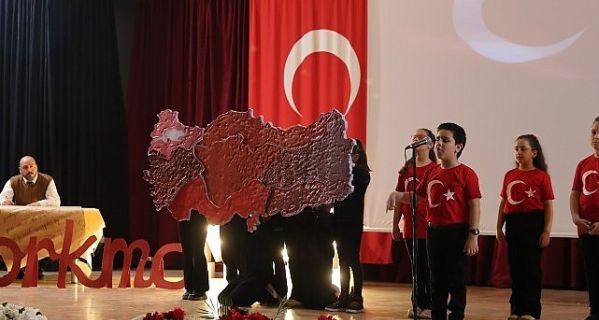 Bayındır’da İstiklal Marşımızın Kabulünün 104. Yılı ve Mehmet Akif Ersoy’u Anma Programı Yapıldı