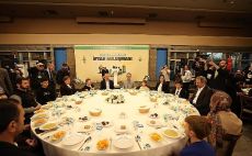 Kocaeli protokolü yetimlerle iftarda buluştu