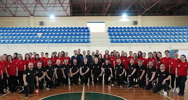 Maarif Orkestrası ve Halk Dansları Topluluğu, Öğretmenleri Kültürel Bir Yolculuğa Çıkarıyor