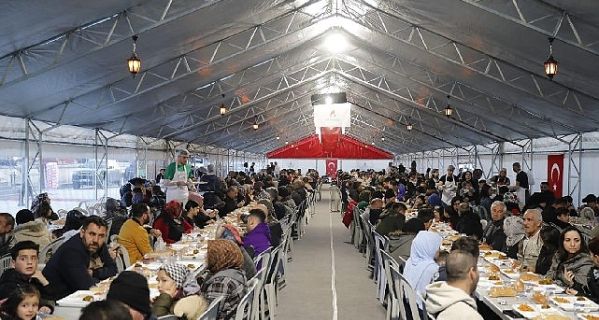 Ramazan Ayı’nın Manevi İklimi Doyasıya Yaşanıyor