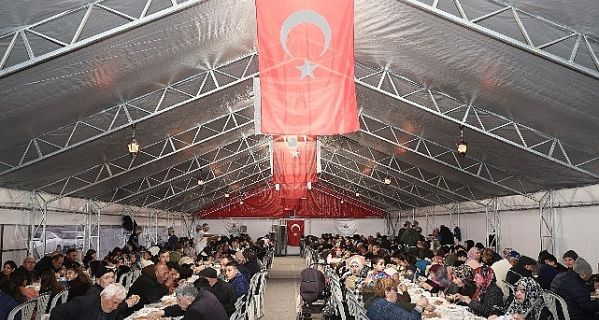 Ramazan’da Gönül Sofraları Dolup Taşıyor