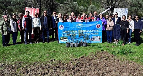 Yarımada Kadınları Sakız Ağacına Can Katıyor