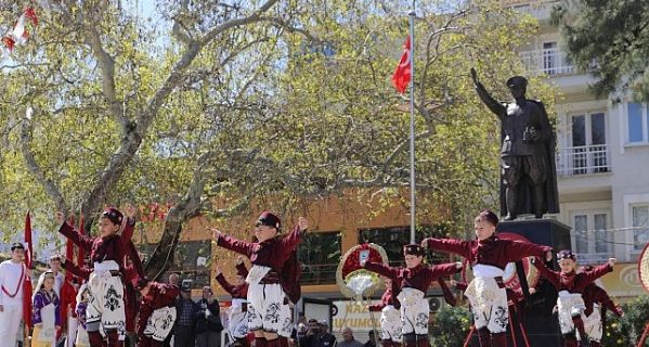 Atatürk’ün Burhaniye’ye gelişinin 91. yıl dönümü törenle kutlandı