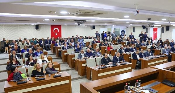 Başkan Kınay “Hep birlikte el birliğiyle daha güzel bir Karabağlar inşa edeceğiz”