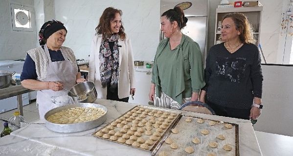 Başkan Ünsal’dan üreten kadınlara destek ziyareti