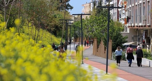 Buca’nın nostaljik demiryolu hattını günümüze taşıyan projede son viraj