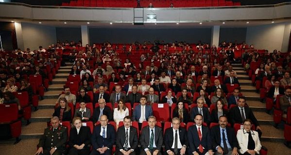 DEÜ ve İzmir Valiliği’nden aileyi güçlendirme hamlesi