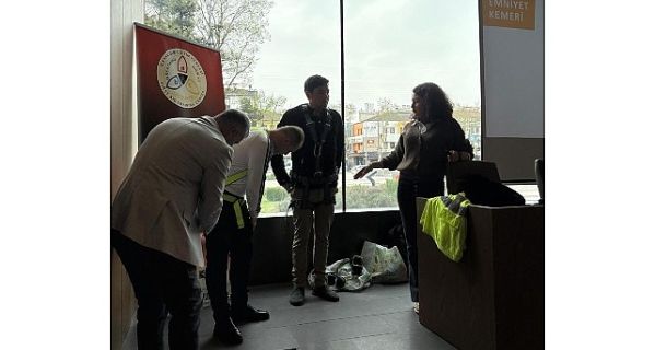 İnegöl Belediyesi personeline yüksekte çalışma eğitimi verildi