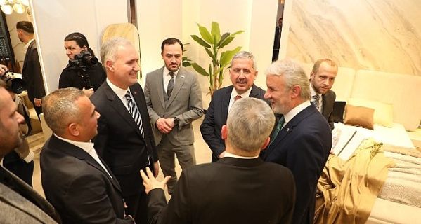 İnegöl’de 52. Mobilya Fuarı Başladı