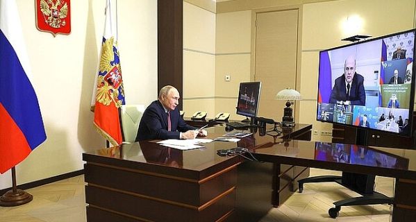 Putin’den Ekonomik Konulara İlişkin Toplantı