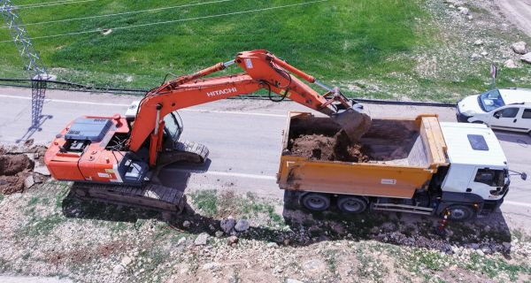 Büyükşehirden Afşin Kaşanlı Mahallesi’ne İçme Suyu Desteği