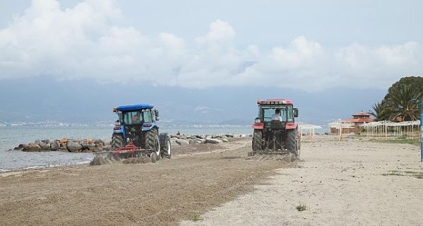 Burhaniye, yaz mevsimine hazırlanıyor
