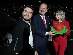 Emiralem Çilek Festivali’ne muhteşem başlangıç
