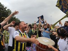EuroLeague Şampiyonluk Heyecanı Ahlatlıbel’de Yaşandı