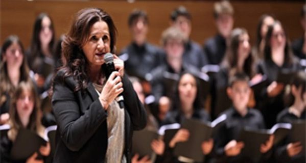 Kalemin İzinde “Ezgi”ler zaman yolculuğuna çıkardı