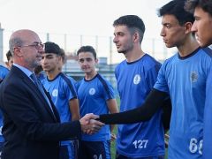 Konyasporlu Futbolculardan Selçuklu Belediyespor Kulübü U15 ve U17 Futbol Takımlarına Moral Ziyareti