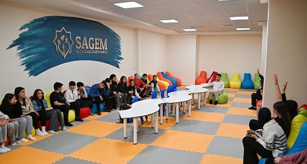 SAGEM’den ebeveynlere “Sınav Kaygısı” semineri