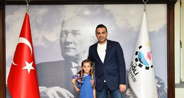 Türkiye’nin En Hızlısı Güneş’e Çiğli Belediye Başkanı Yıldız’dan destek