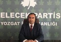 ÖMER AYDOĞMUŞ: “SİYASETİ GÜLÜMSETEN, MİLLETİ KUCAKLAYAN ADAMI RAHMETLE ANIYORUZ”
