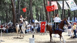 Antalyalılar 4. Uluslararası Yörük Türkmen Festivali’ne akın etti