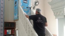 Aydın Büyükşehir Belediyesi’nden Kurban Bayramı Öncesi Camilerde Temizlik