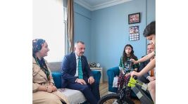 Başkan Büyükakın’dan ev ev bayram mutluluğu