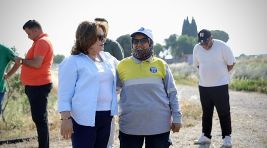 Başkan Gençay, kekik hasadına katıldı