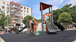 Bayraklı’ya 7 yeni park