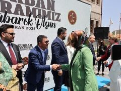 Belediye Başkanı Rasim Arı, Bayramlaşma Törenine Katıldı