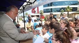 Çocuklardan Başkan İbrahim Sandıkçı’ya Sevgi Seli