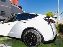 Elektrikli araç şarj istasyonları ile 1400 ağaca bedel temiz enerji