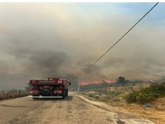 Karaburun’da yangın alarmı