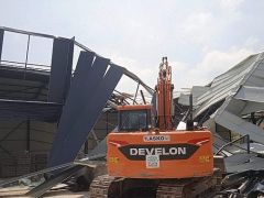 Kayapa’da kaçak fabrika yıkıldı