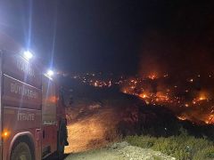 Manisa Büyükşehir’den İzmir’deki Orman Yangınlarına Söndürme Desteği