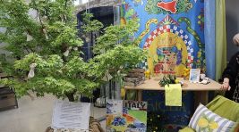 Moda Akademisi’nde “Vitrin Bir Sahne” sergisi açıldı